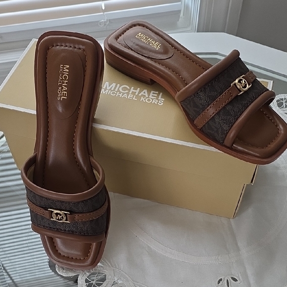 Michael Kors Shoes - Michael Kors NIB Brown and Dark Brown Slide Sandals